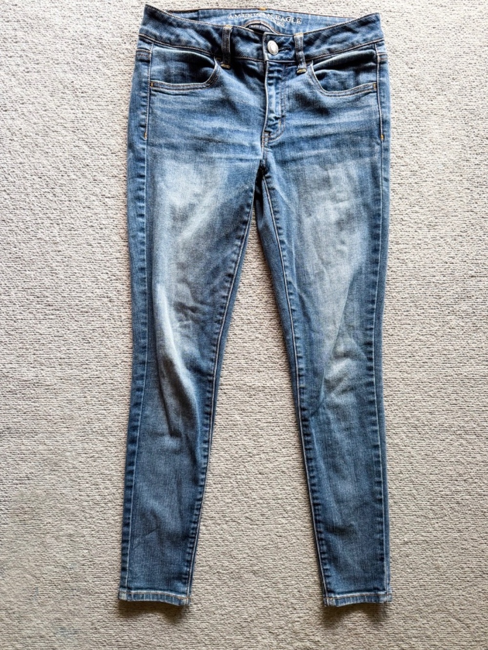 Women's American Eagle Super Stretch Jegging Jeans Sz 2 Short Medium Wash Skinny